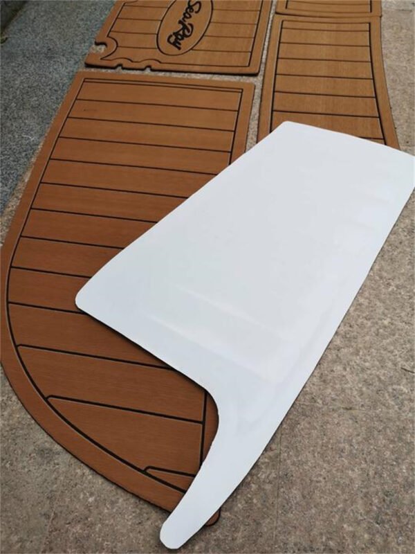 1995-1999 Sea Ray Sundancer 330 Swim Platform & Cockpit DuraEVA Boat flooring EVA Flooring www.durabritelight.com