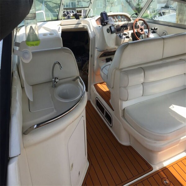 1995-1999 Sea Ray Sundancer 330 Swim Platform & Cockpit DuraEVA Boat flooring EVA Flooring www.durabritelight.com