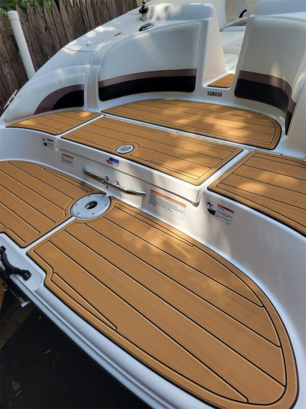 Yamaha boat eva flooring from DuraSport www.durabritelight.com 03