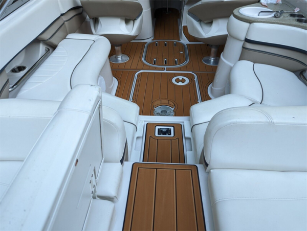 17A (1) 2005 Four Winns Horizon 230 Swim Platform Cockpit DuraEVA Boat flooring EVA Flooring www.durabritelight.com