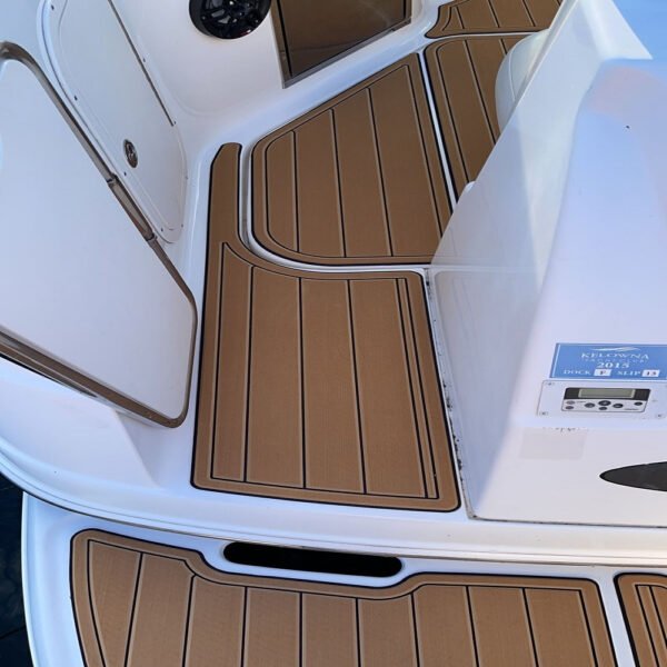 2005 Chaparral Signature 290 Swim Step & Cockpit DuraEVA Boat flooring EVA Flooring www.durabritelight.com