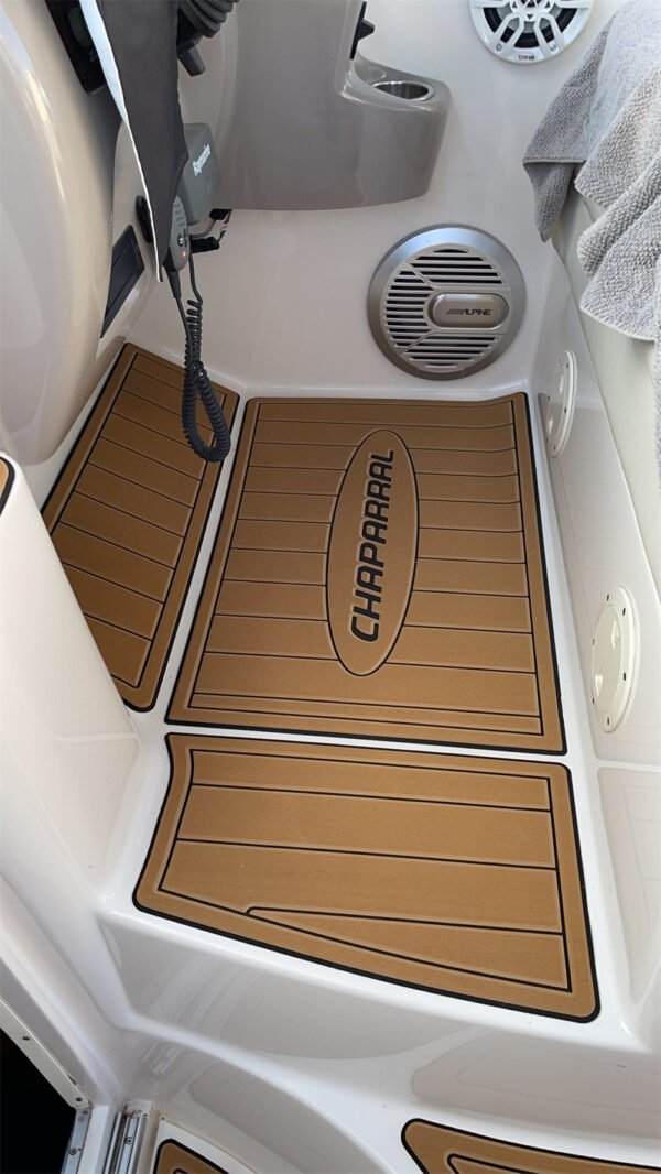 2005 Chaparral Signature 290 Swim Step & Cockpit DuraEVA Boat flooring EVA Flooring www.durabritelight.com
