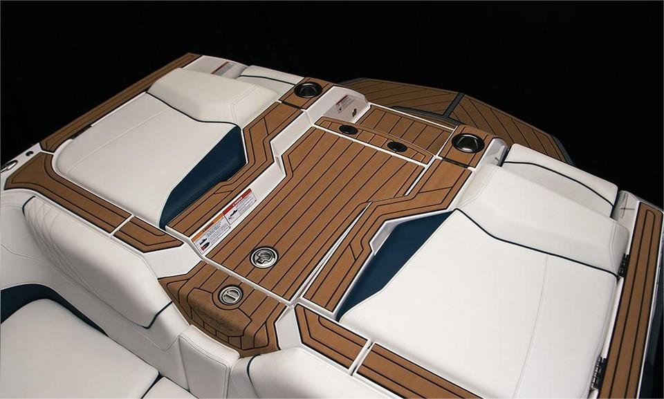 Boat Deck Mats All color from Durasport www.durabritelight.com 05